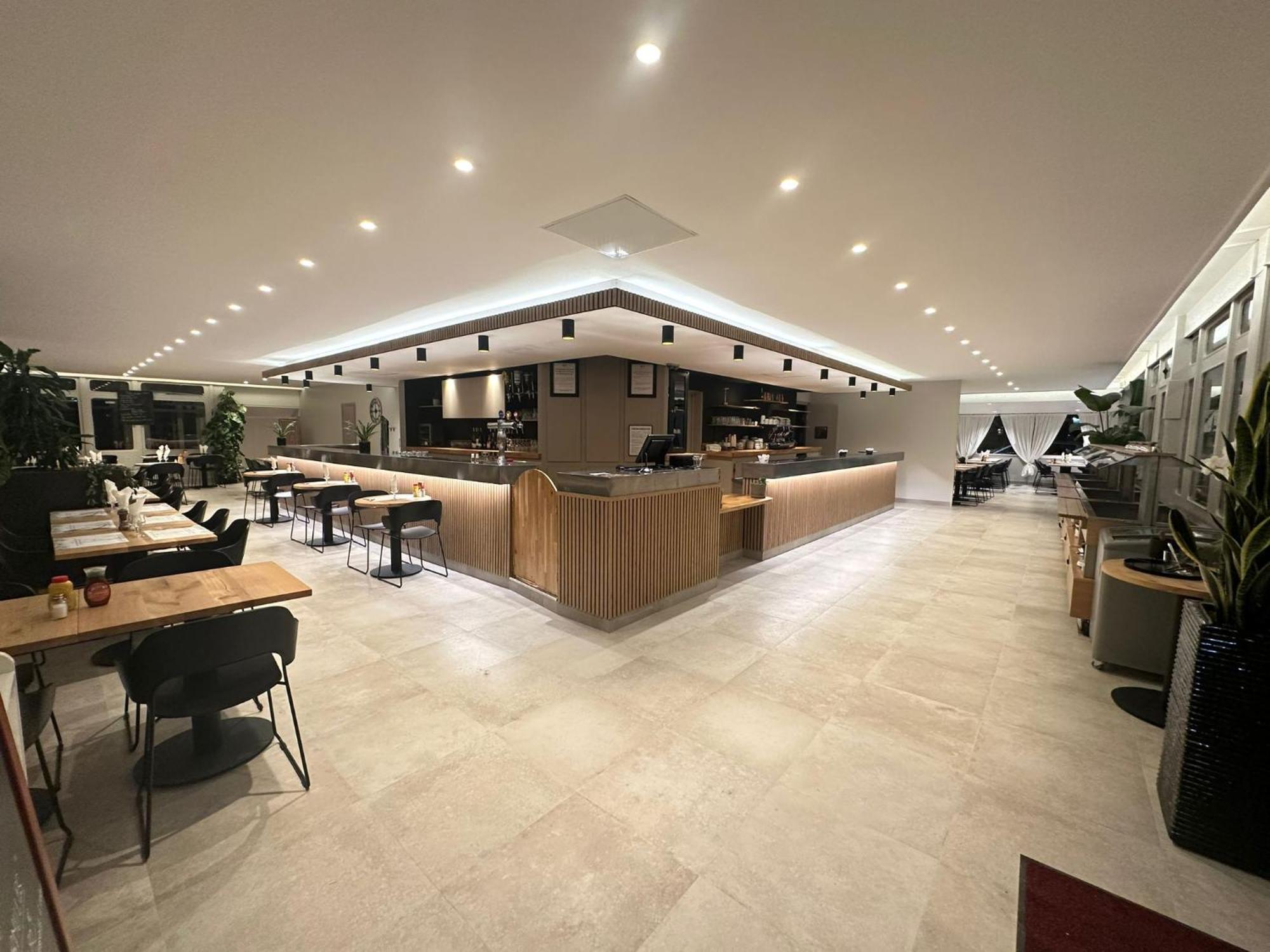 Grand Hotel Senia Orly Exterior foto