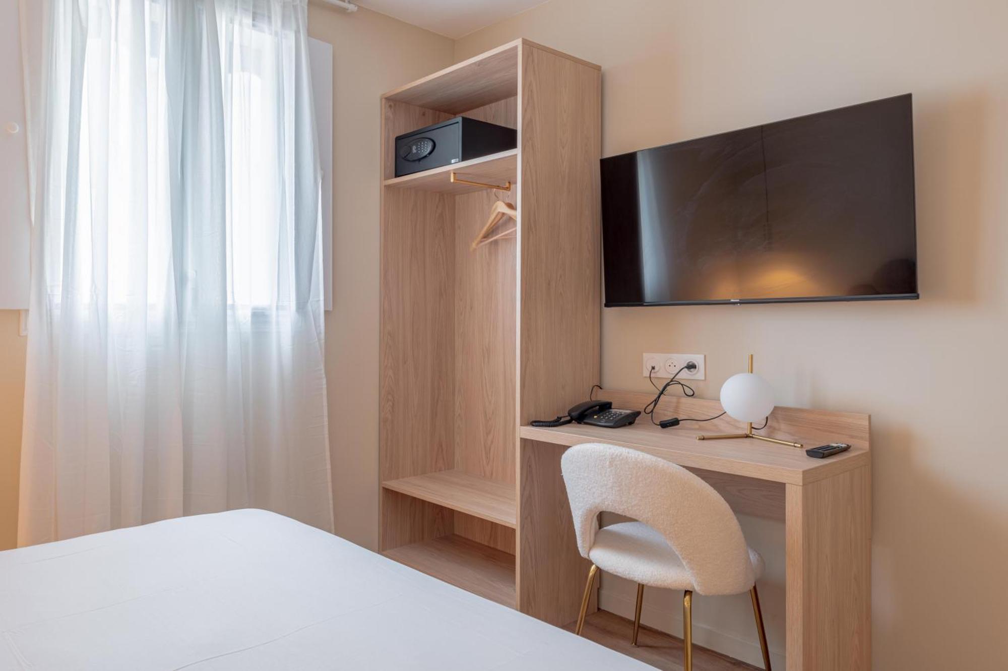 Grand Hotel Senia Orly Exterior foto