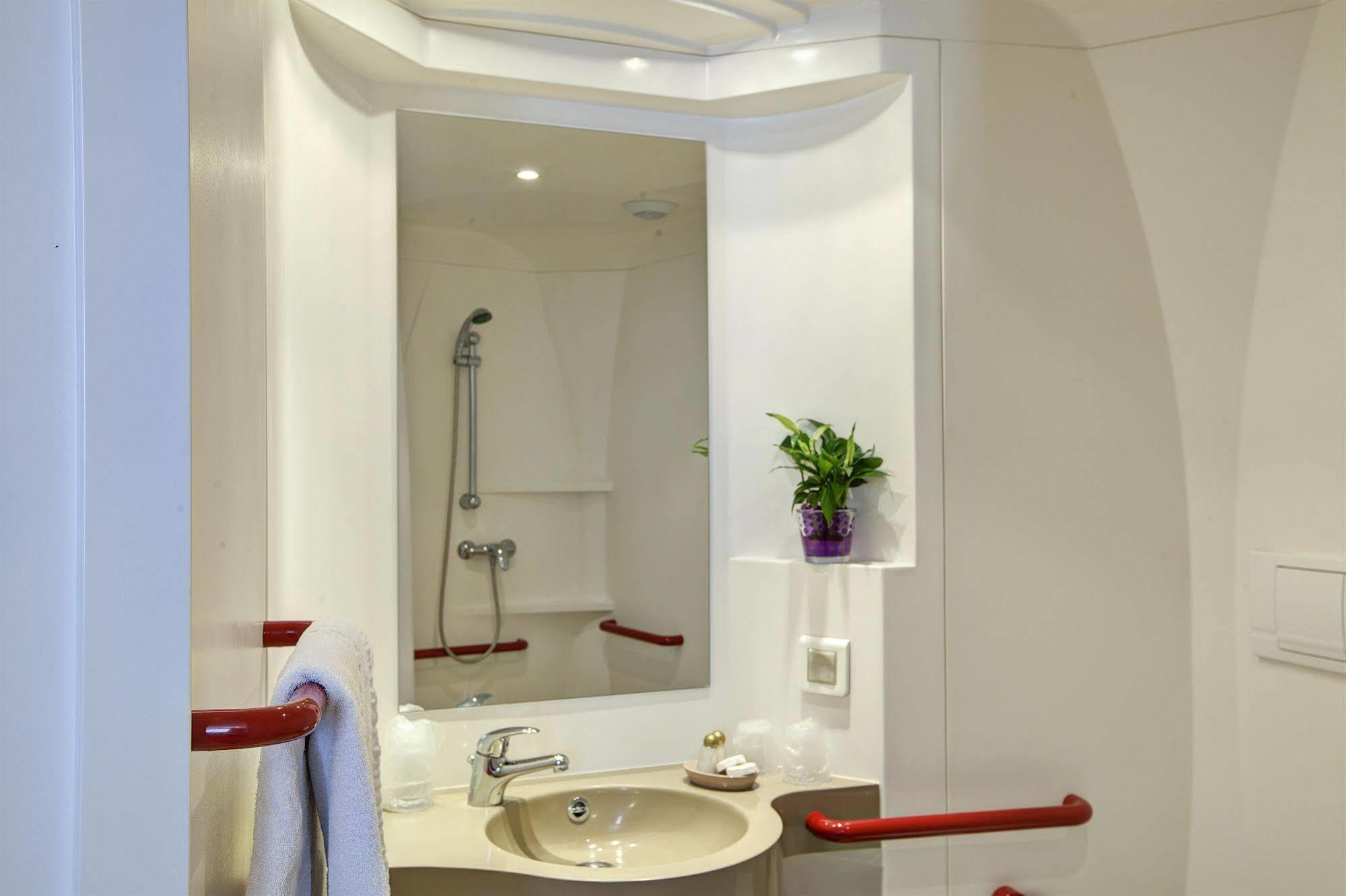 Grand Hotel Senia Orly Exterior foto